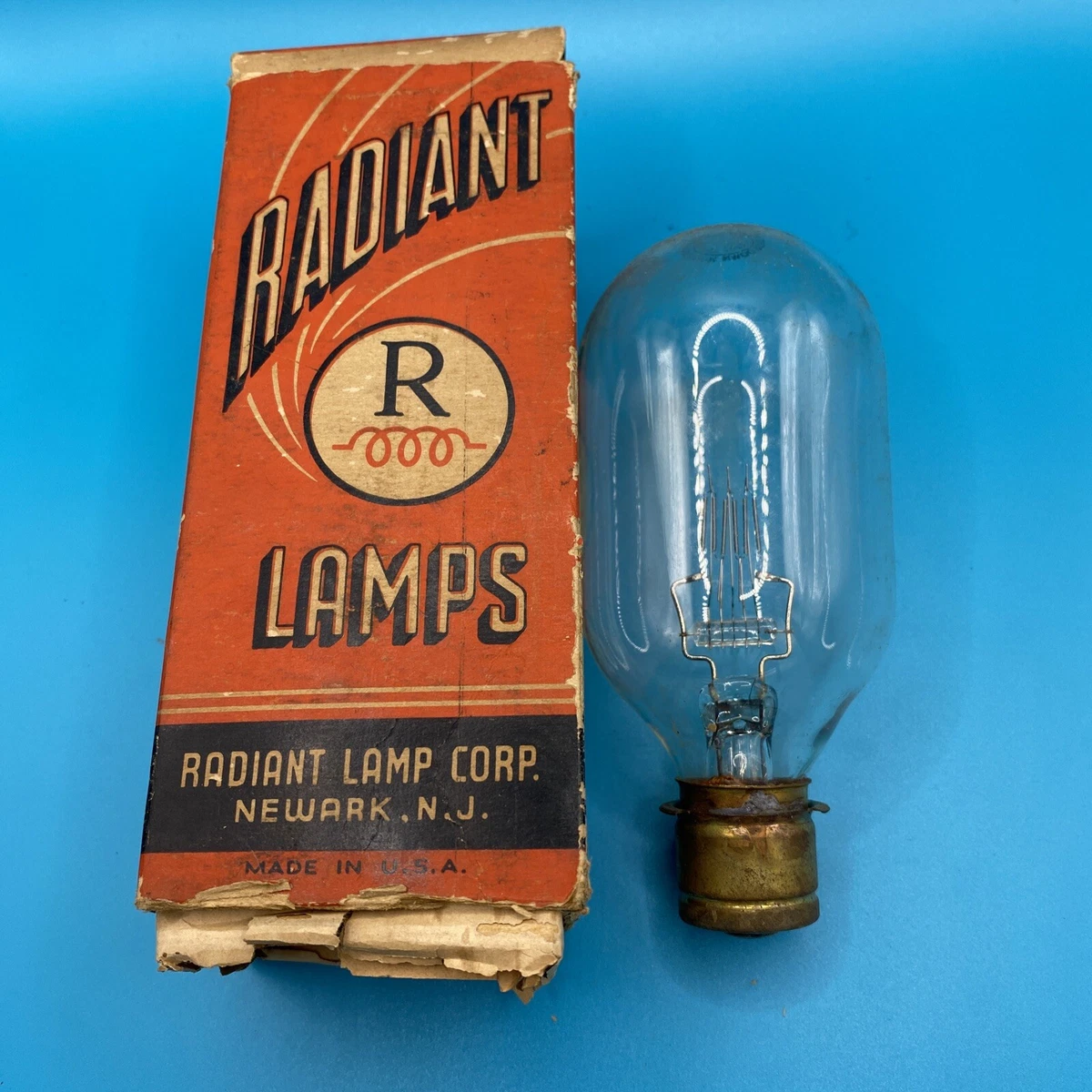 Incandescent Lamps/Embassy Branded Australian For Coles, 47 OFF