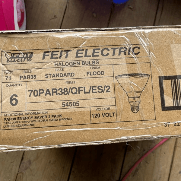 Brand New Feit Electric Halogen Bulbs Flood 71 Watt 120 Volt Lot of 6