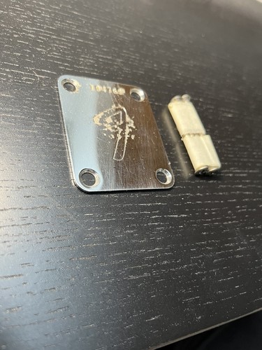 1967 Fender Stratocaster / Telecaster Neck Plate - Picture 5 of 5