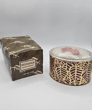 Faberge 5 oz Woodhue Scented Bath Powder Vintage Complete with Box
