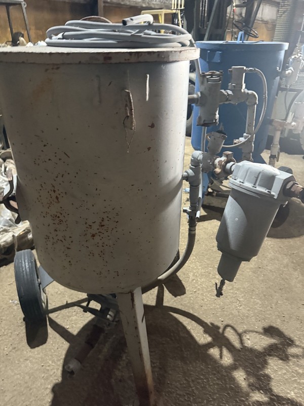 BLAST POT CLEMCO  / Sandblaster Pot Portable - Pato sandblastear
