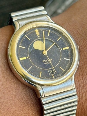 Vintage Pulsar Quartz Moonphase Watch Running Gold Tone Blue Dial Date Japan 