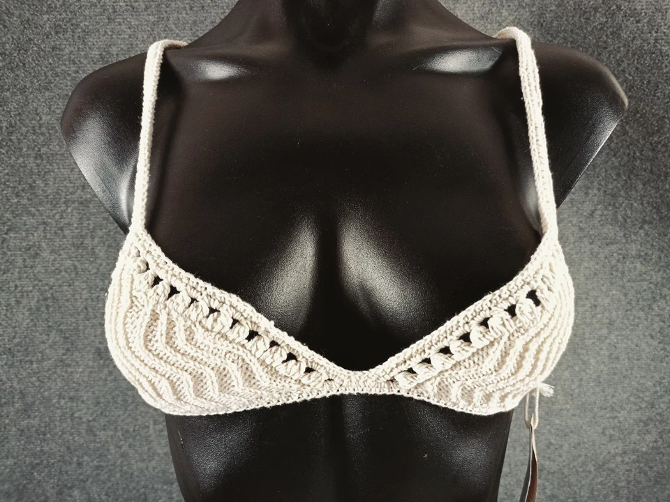 BNWT She Made Me Cream Crochet Bikini Triangle Top Size S/M Lined Cups Tie Back - Image 1 of 4