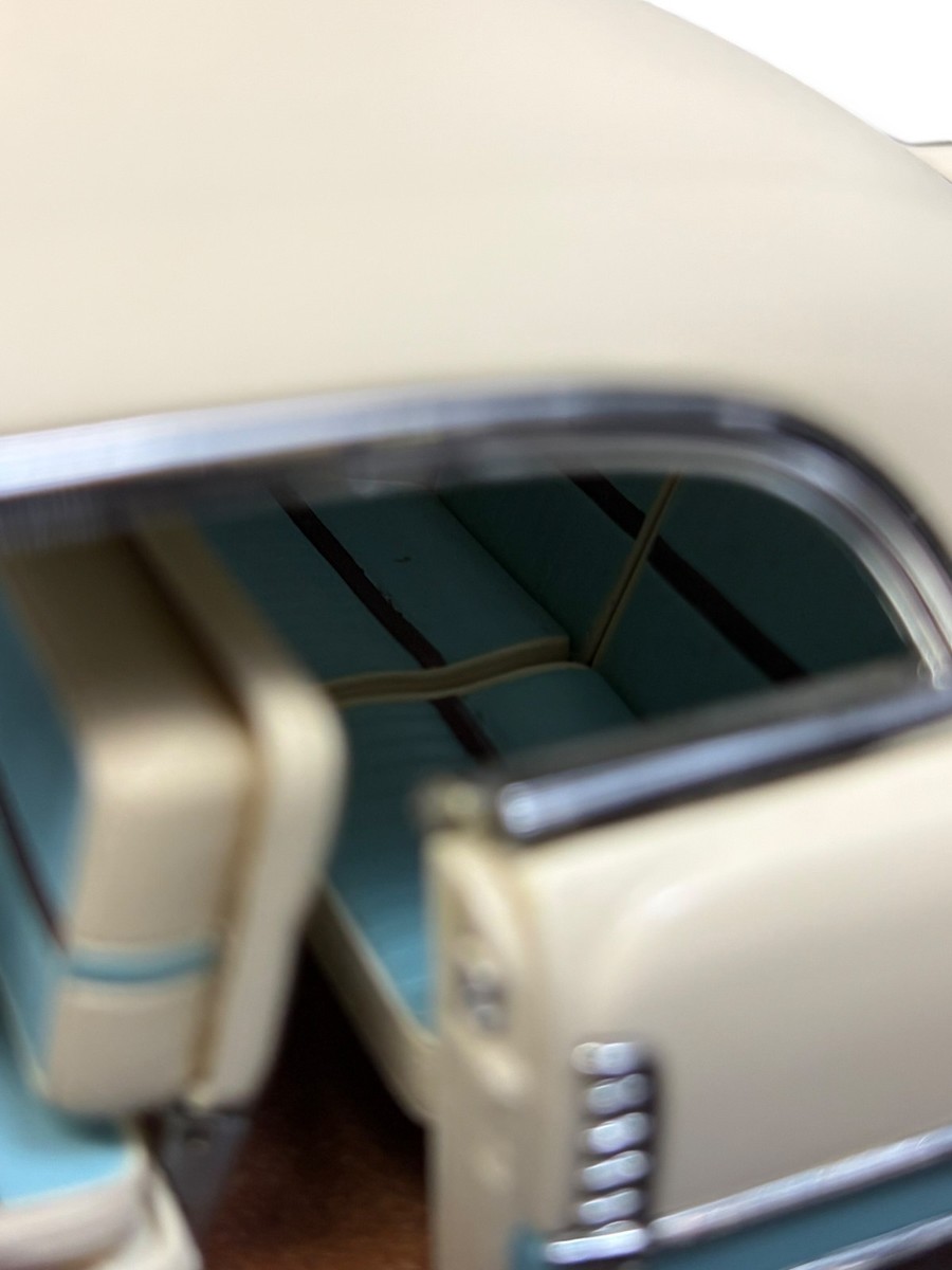 ダンバリーミント製　1956 パッカード　カリビアン　ハードトップ　1/24 Danbury Mint 1956 Packard Caribbean Hardtop 1:24 Scale Model Car