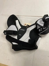 CCM LTP Shoulder Pads | Youth Medium