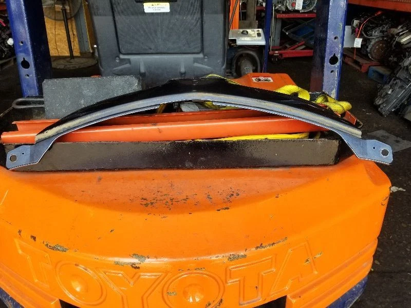 Parrilla superior sedán 3s barras de color de carrocería faros antiniebla redondos para 04-06 MAZDA 3 516036 Foto 3 de 4