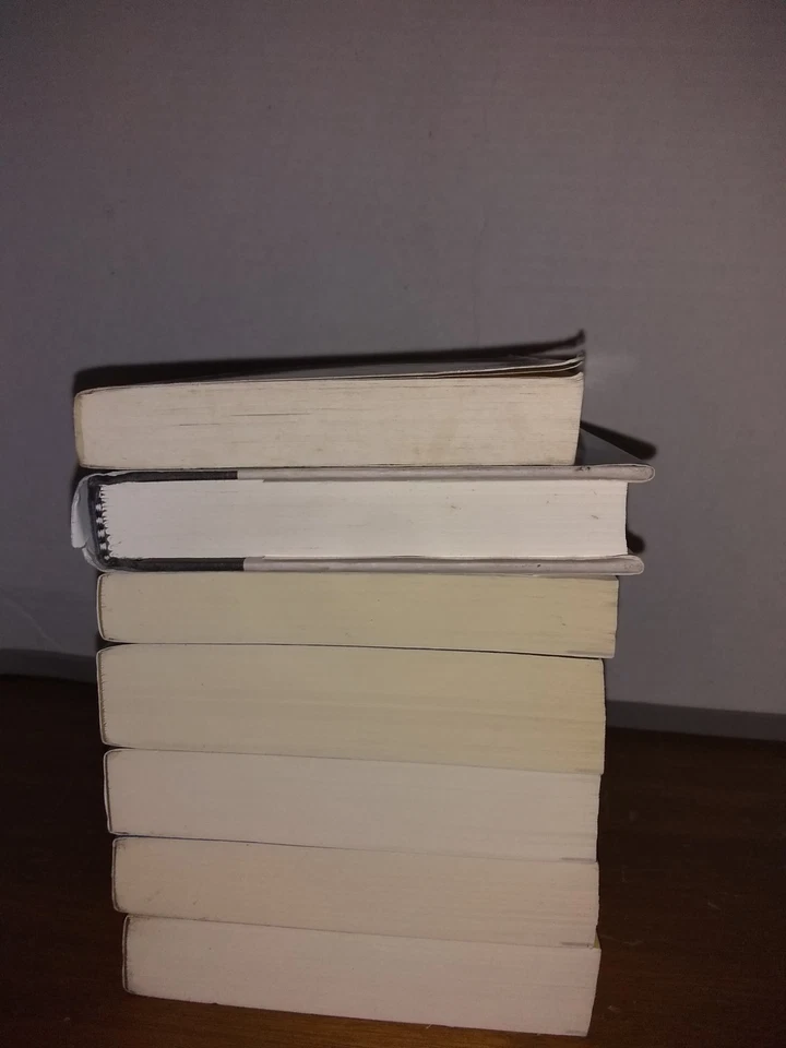 Lot of 7 Soho Crime Peter Lovesey, James Benn Cara Black, Colin Cotterill Foto 4 de 4