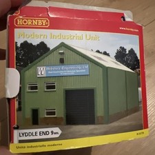 Hornby Lyddle End N Gauge Modern Industrial Unit N8770