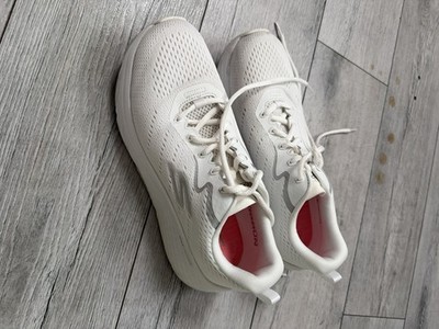 Skechers Air Cooled GoGa Mat GoRun weiß 39