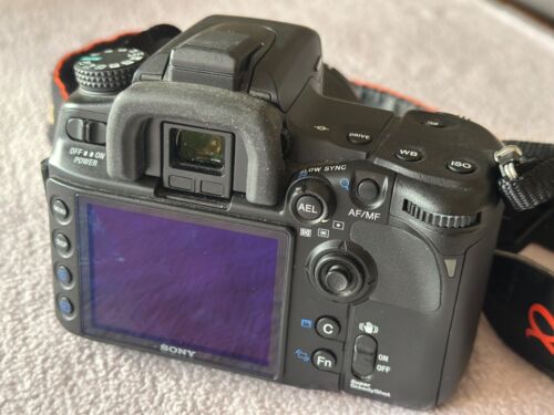 Sony alpha 700 - Kit mit Objektiv DT 18-70mm (F3.5-5.6) - Bild 8 von 20