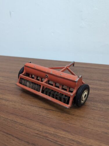 1/16 Slik Toys Grain Drill Cockshutt Dime Store - Picture 3 of 4