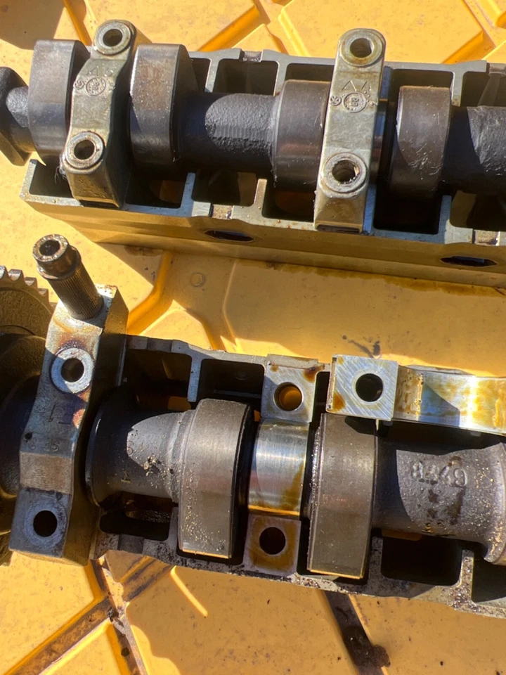 Tampa da válvula balancim BMW e30 318is M42 (cam. Eixo de comando de borda de rolamento Carrier) - Imagem 4 de 4