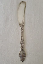 Art Nouveau ADAMS MANUFACTURING Co. Silverplate 6 1/8" Butter Knife Floral