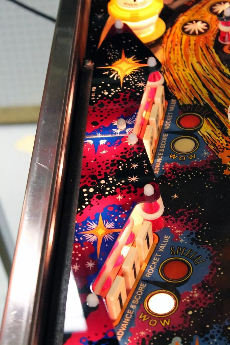 Meteor Pinball Machine - Vintage Arcade Superstore