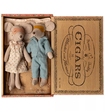 Maileg Mum Dad In Cigarbox NEW