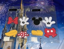 Disney NWT Mickey  Minnie Mouse Four Piece Iron On Patch Set Total 2 Set