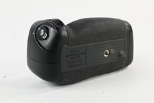 Genuine OEM Nikon MB-D16 Multi Power Battery Pack Grip for D750 G822