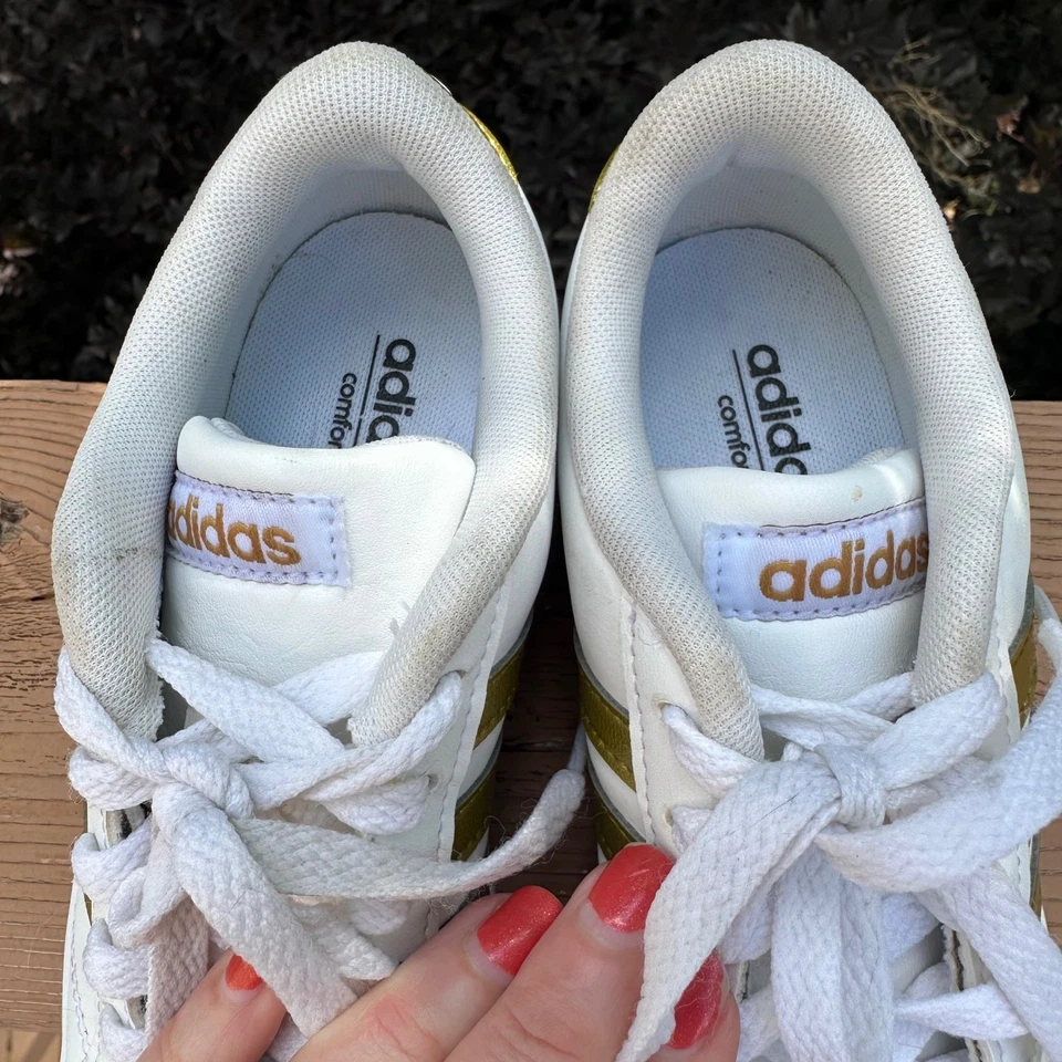 Adidas Neo Baseline K White Gold Stripe Sneakers Kids Size 2 Kids 👦 Shoes - Image 4 of 4