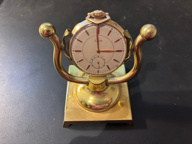 Lord Elgin Pocket Watch Grade 451,19 jewel, gold filled, working w/ stand