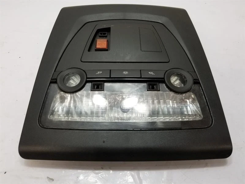 2014-2017 BMW X3 ВНУТРЕННИЙ ЦЕНТРАЛЬНЫЙ ФОНАРЬ НА КРЫШУ 6802163 - Изображение 3 из 4