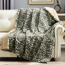 DREAMNINE Snow Leopard Faux Fur Blanket 50"x60" Soft Warm Double-Sided White