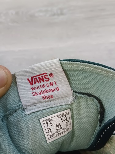 Vans Of The Wall Sneakers Womens Size 9 Black Green LaceUp Shoes - Picture 8 of 10
