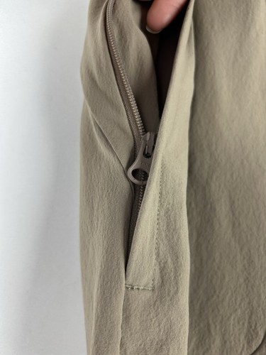 ALO Yoga Co-Op Pant Womens Large Jogger Stretch Lightweight Logo Beige - Picture 15 of 18