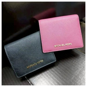 mk card holder