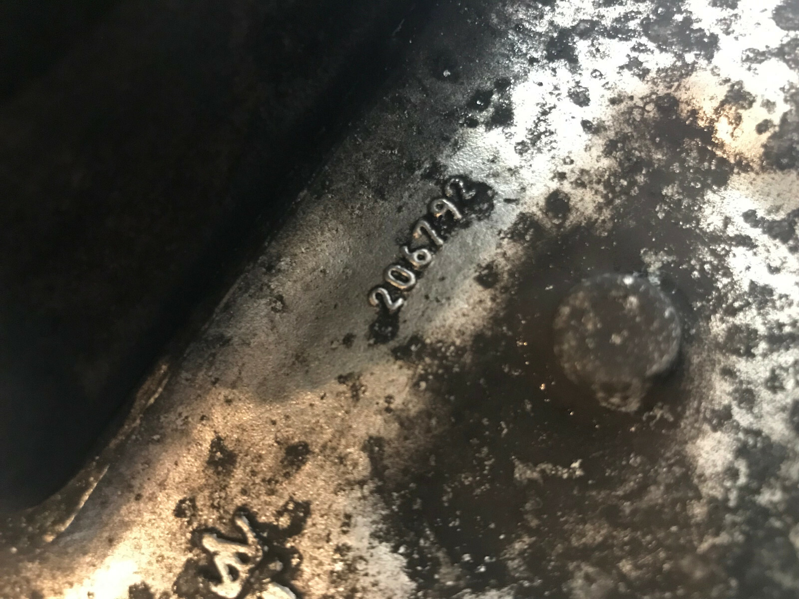 2007 Maserati Quattroporte M139 Right Front Passenger Spindle Knuckle Hub 