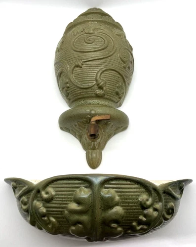 VTG Green Olive Haeger Ceramic Wall Fountain Planter Brass Spigot 8015 8016 RARE