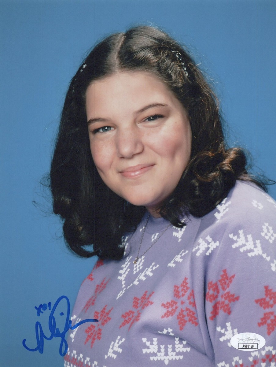 MINDY COHN Signed THE FACTS OF LIFE 8x10 NATALIE GREEN Autograph