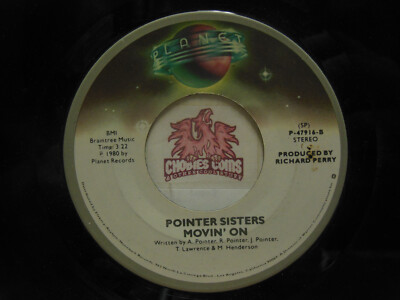 Pointer Sisters: He's So Shy / Movin' On, 45 RPM VG (7E)