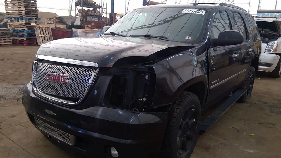 AC Condenser Fits 99-14 SIERRA 2500 PICKUP 6795633 - Image 4 of 4