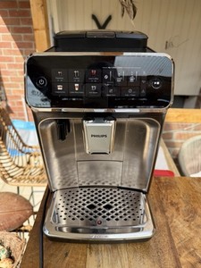 Philips Kaffeevollautomat 3300 mit LatteGo
