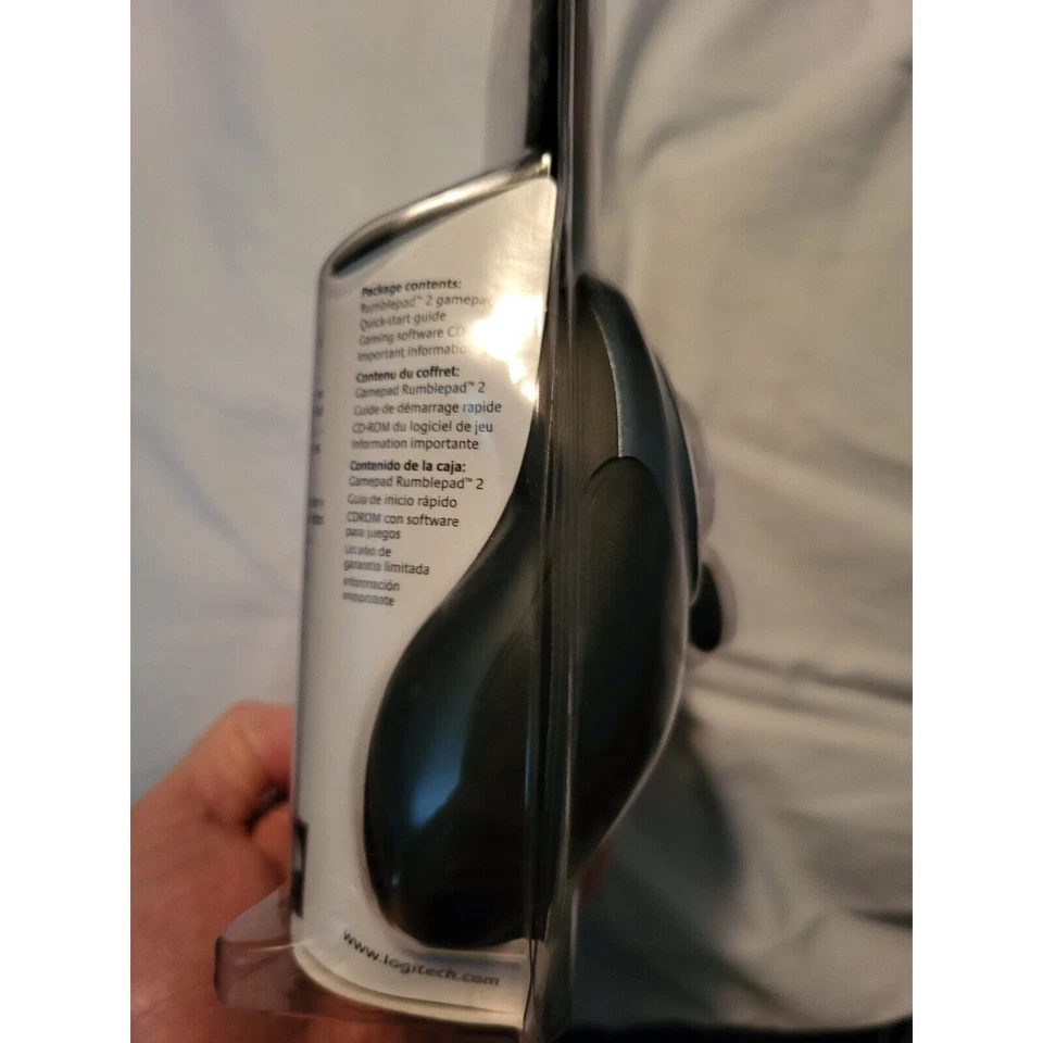 Logitech Rumblepad 2 Wired PC Controller Brand New Sealed - Image 4 of 4