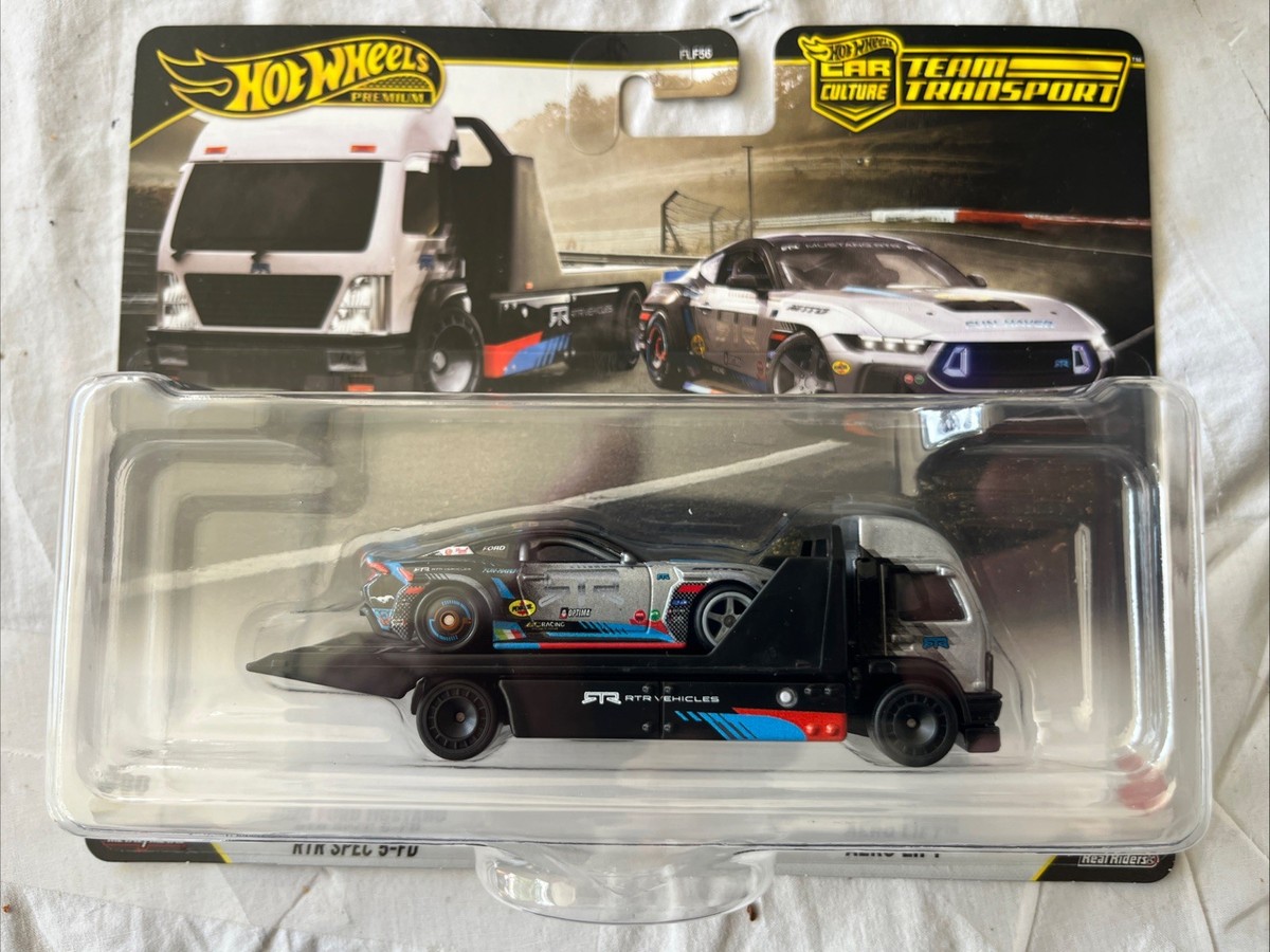 Hot Wheels Team Transport 2024 Ford Mustang RTR SPEC 5-FD & Aero