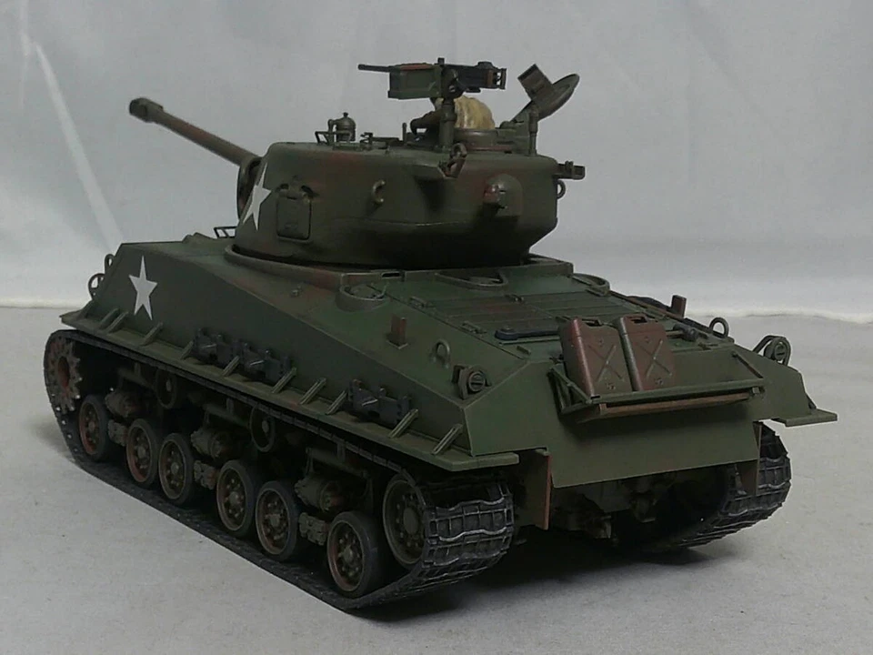 Tamiya 1/35 M4A3E8 Sherman Easy Eight Tank Europe Front Finished Painted Model - Image 3 of 4