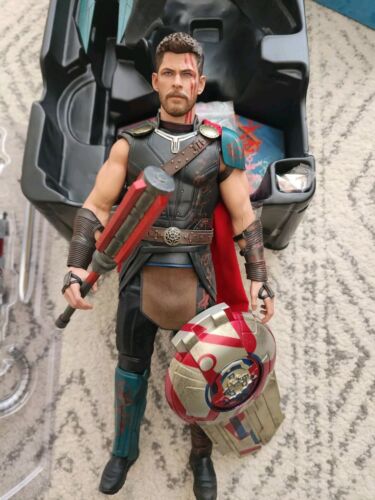 HOT TOYS THOR RAGNAROK MMS445 GLADIATOR THOR DELUXE - Imagen 11 de 14