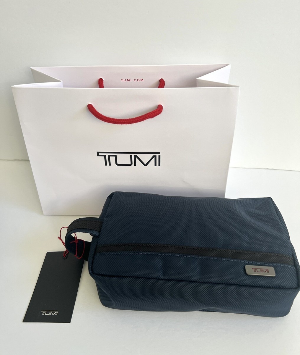 旅行かばん・小分けバッグ TUMI/packing/Travel pouch set Amazon.com | TUMI - Accessory Pouch - Travel Case Organizer