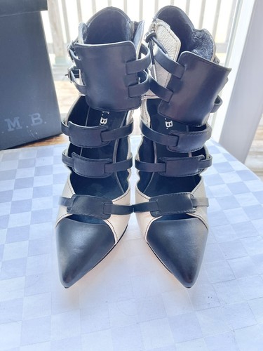 L.A.M.B. by Gwen Stefani Women's Black & White Leather Kaine Ankle Bootie Sz 8M - Picture 13 of 22