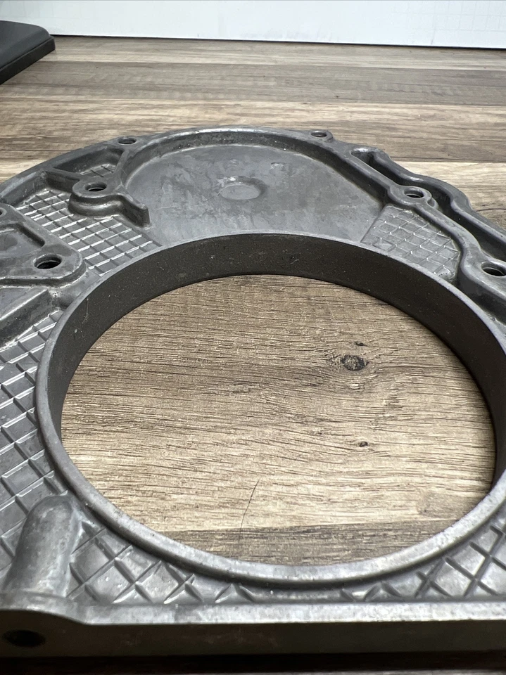 Cubierta del cigüeñal trasero OEM 1120110208 Mercedes Benz ML500 ML320 ML350 ML55 AMG Foto 3 de 4