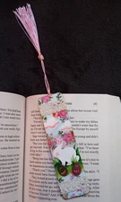 Hand-Painted Wooden Bookmark | Small Floral on Mint (Bunny 1) by: scarshayla