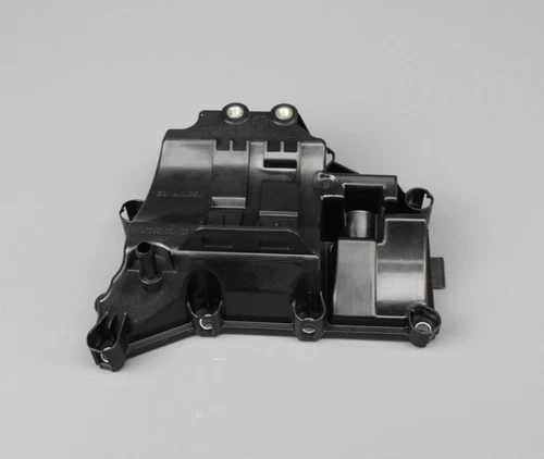NEU AUDI A3 8V1,8VK ÖLABSCHEIDER 04C103464L ORIGINAL - Bild 2 von 7