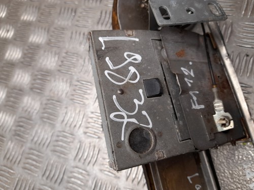 Blende Mercedes-Benz W110 200D 1965 Klimakontrolle 112 - Bild 6 von 6