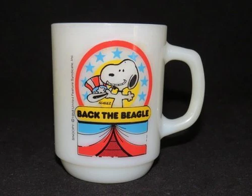 Vintage Anchor Hocking SNOOPY "Back the Beagle" Patriotic MUG Cup 1980 Fire King