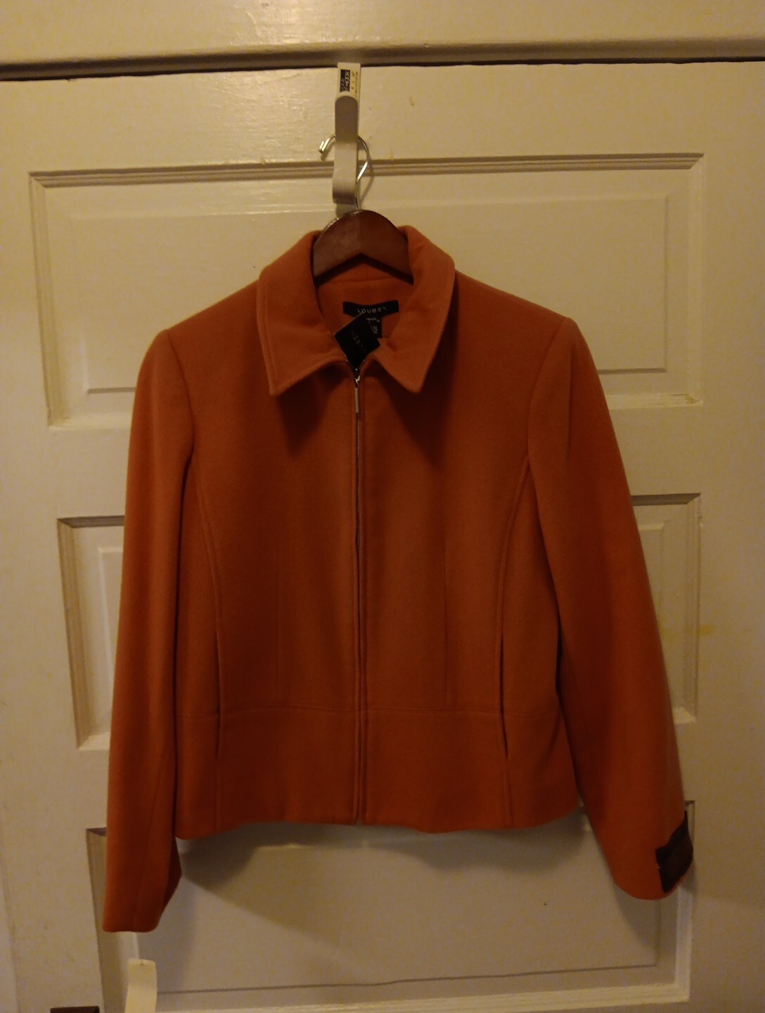 Picture 1 of 6