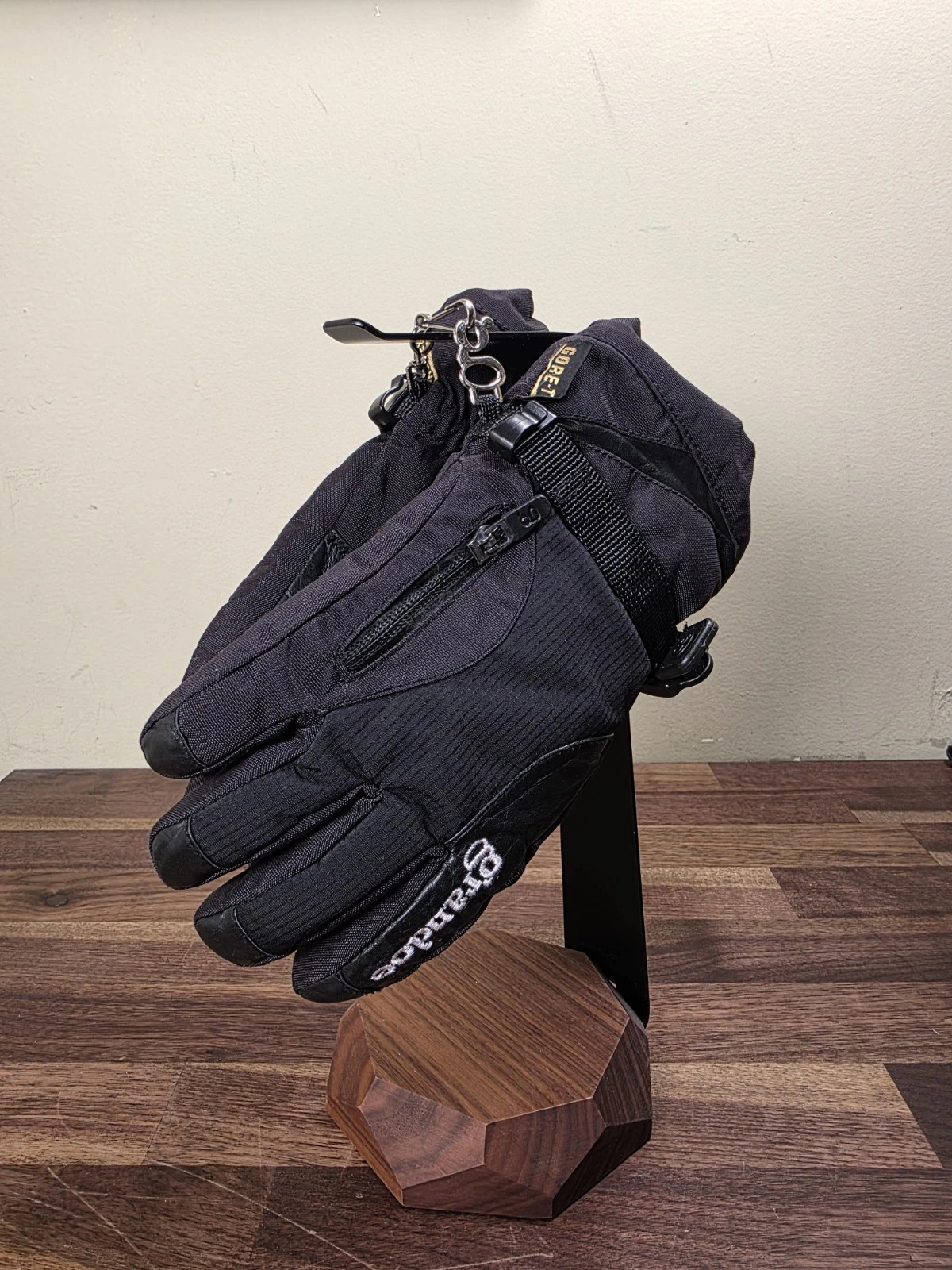 Gore-Tex Grandoe SWITCH Ladies Black Leather Winter Gloves Size Small Snow