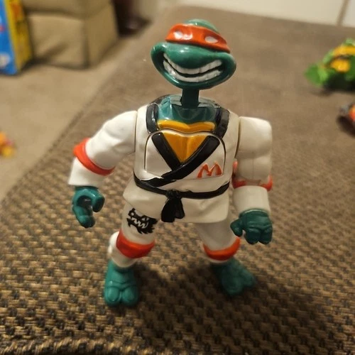 Vintage 1992 TMNT Karate Choppin Mike Smash Em Bash Em Ninja Turtles Figure 5"