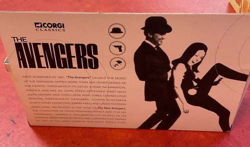 Corgi classics The Avengers John Steed figure with his Bentley, 00101 - Picture 2 of 4