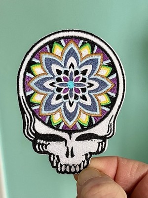 Grateful Dead Iron On Patch Skull Blue Green Yellow White Black Embroidered
